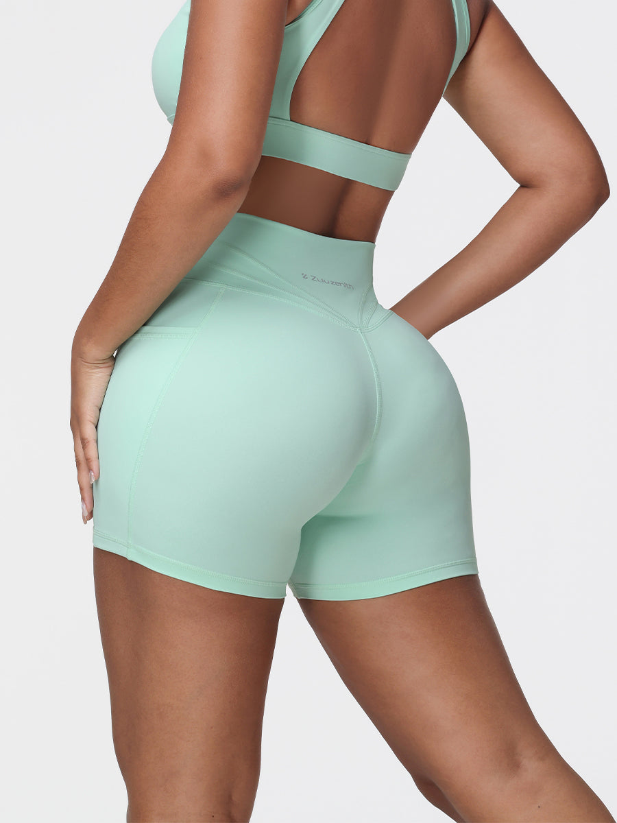 High-Rise Pockets Shorts