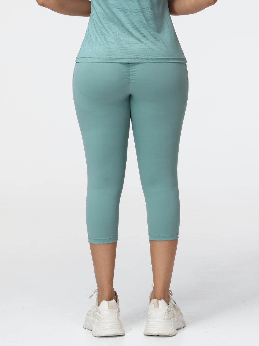 3/4 butt-lifting leggings