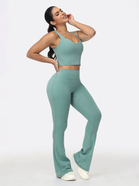 female workout clothes
