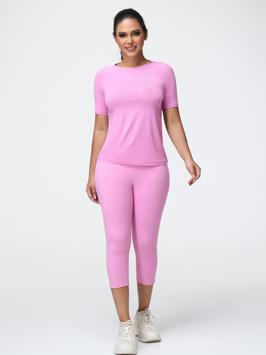 T-Shirt & 7/8 Butt-Lifting Leggings Set