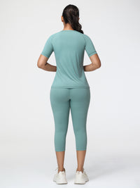 T-Shirt & 7/8 Butt-Lifting Leggings Set