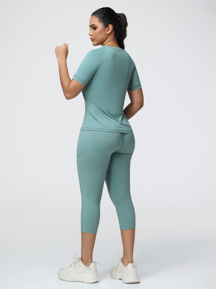 T-Shirt & 7/8 Butt-Lifting Leggings Set