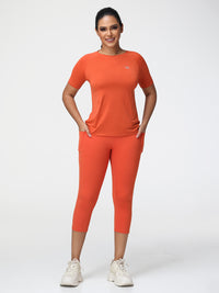 T-Shirt & 7/8 Butt-Lifting Leggings Set