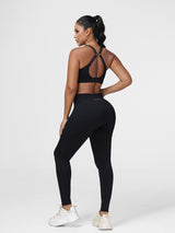 black gym attire women