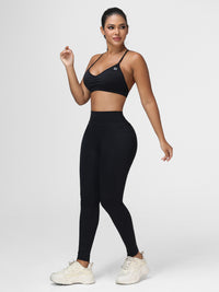 black gym attire women