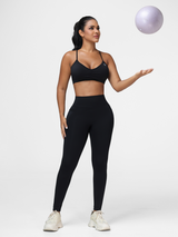 black gym attire women